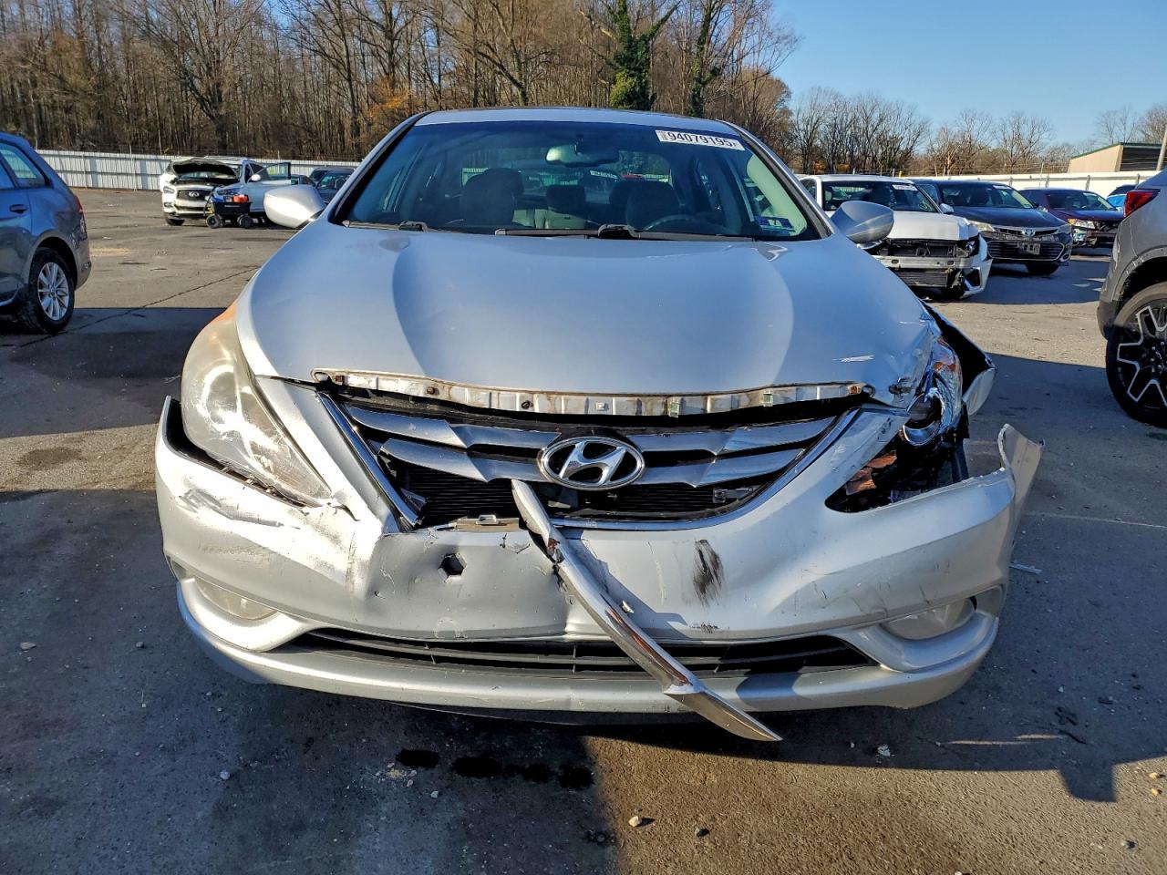 2013 HYUNDAI SONATA SE photo 5