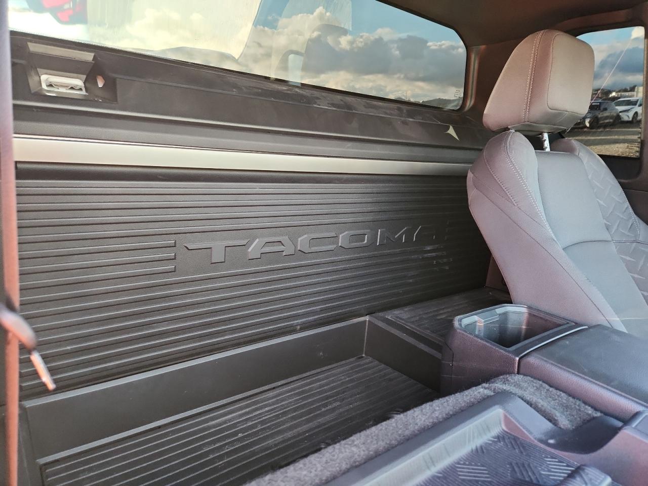 2024 TOYOTA TACOMA XTRACAB photo 28