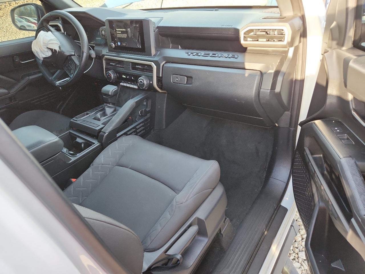 2024 TOYOTA TACOMA XTRACAB photo 22