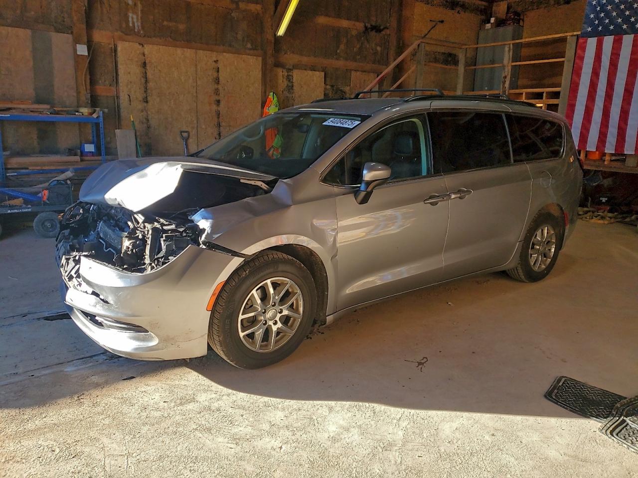 2020 CHRYSLER VOYAGER