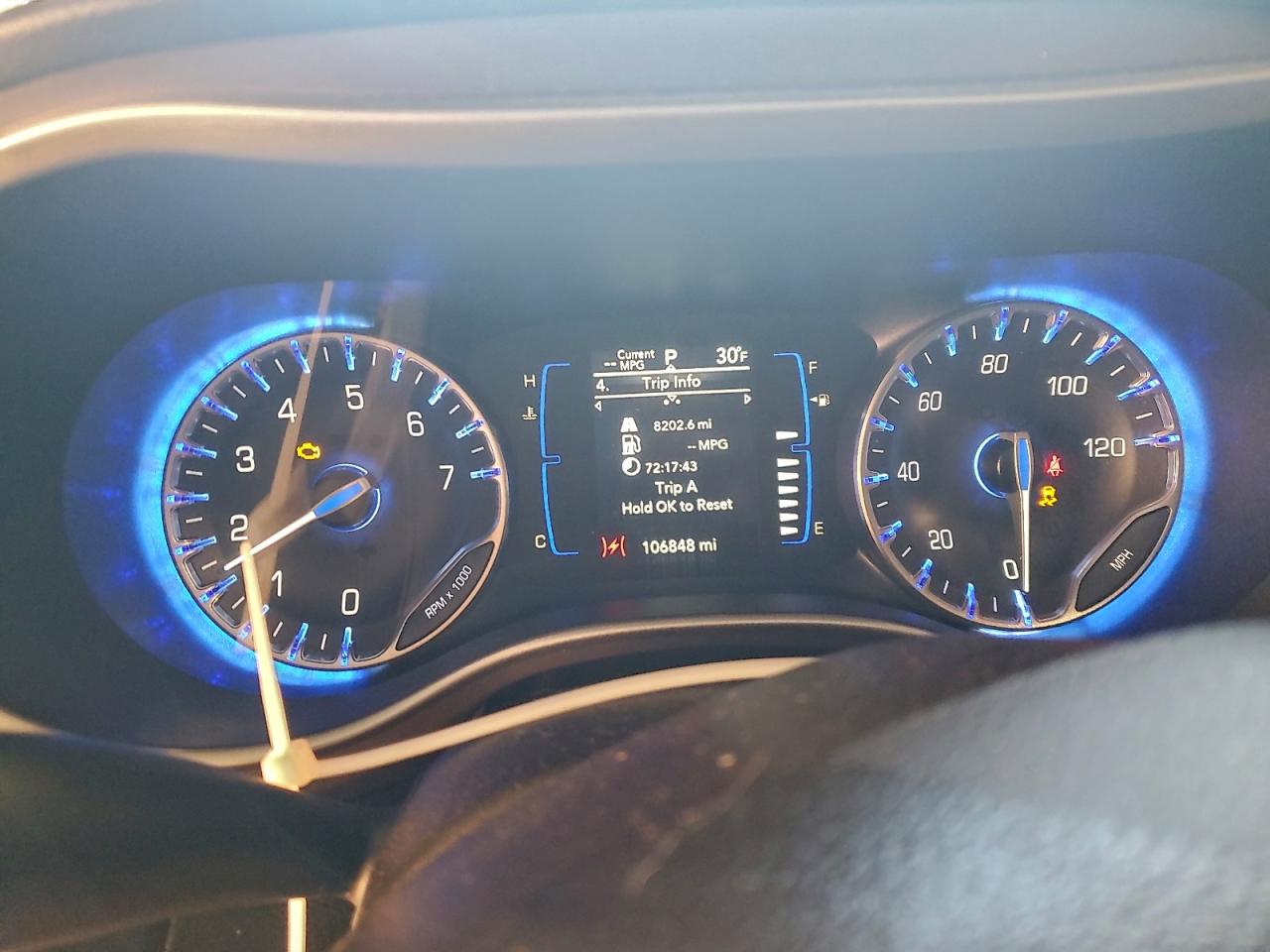 2020 CHRYSLER VOYAGER LXI photo 25