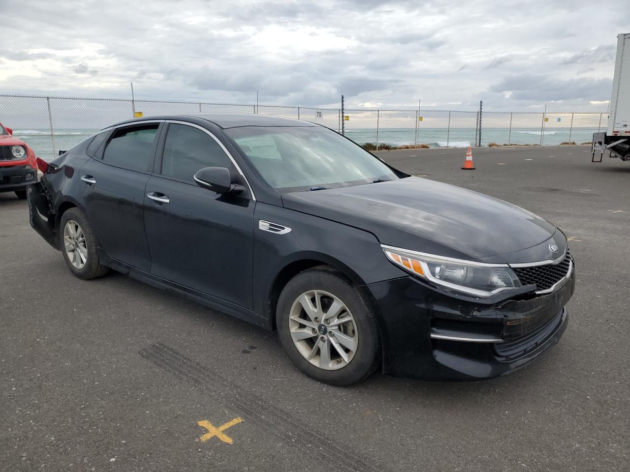 2016 KIA OPTIMA LX photo 7