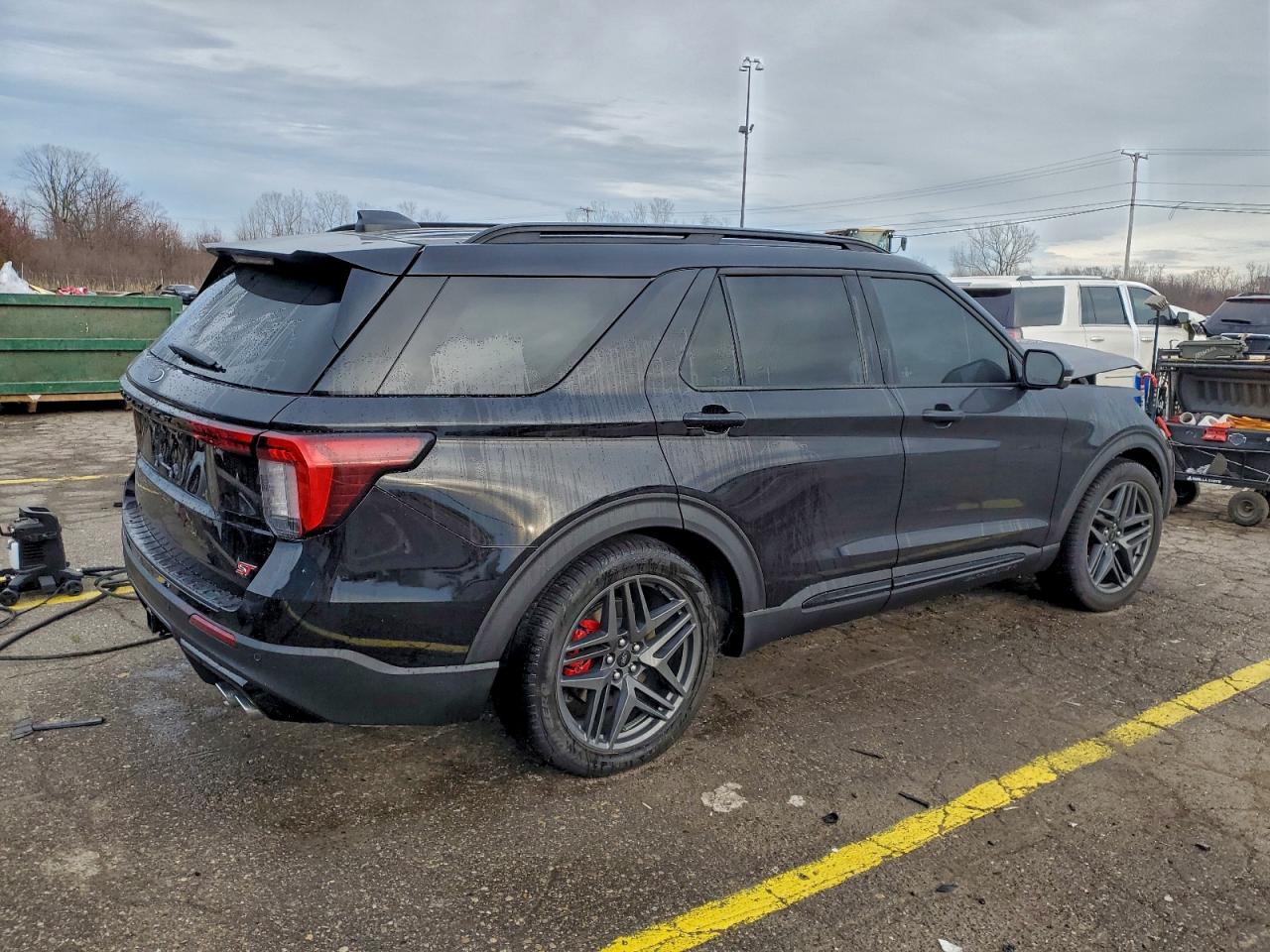 2025 FORD EXPLORER ST photo 3