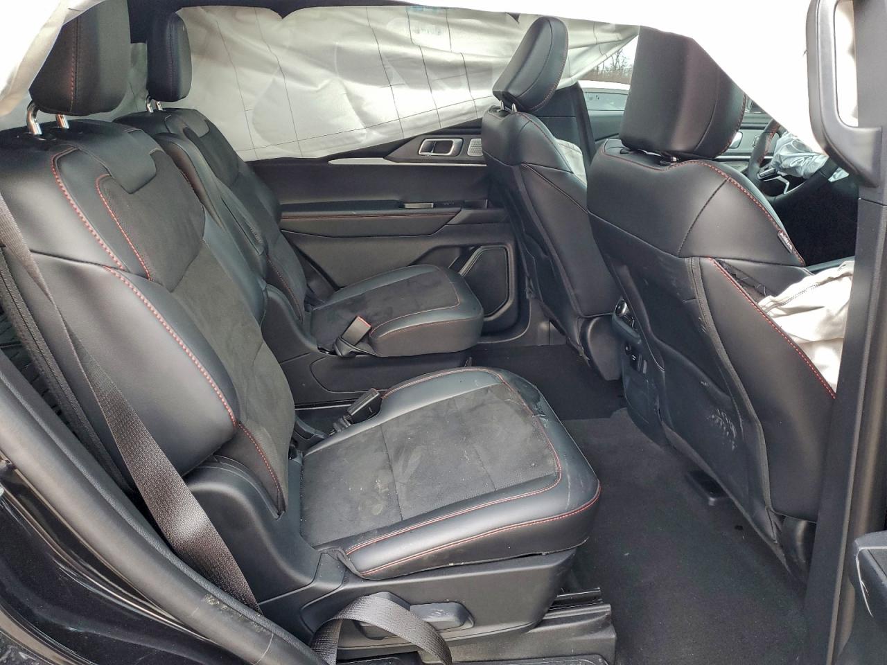 2025 FORD EXPLORER ST photo 11