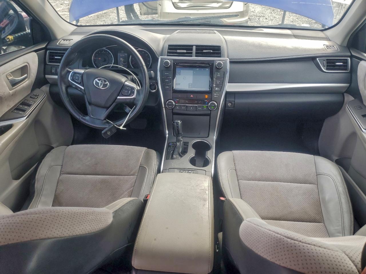 2015 TOYOTA CAMRY XSE photo 8