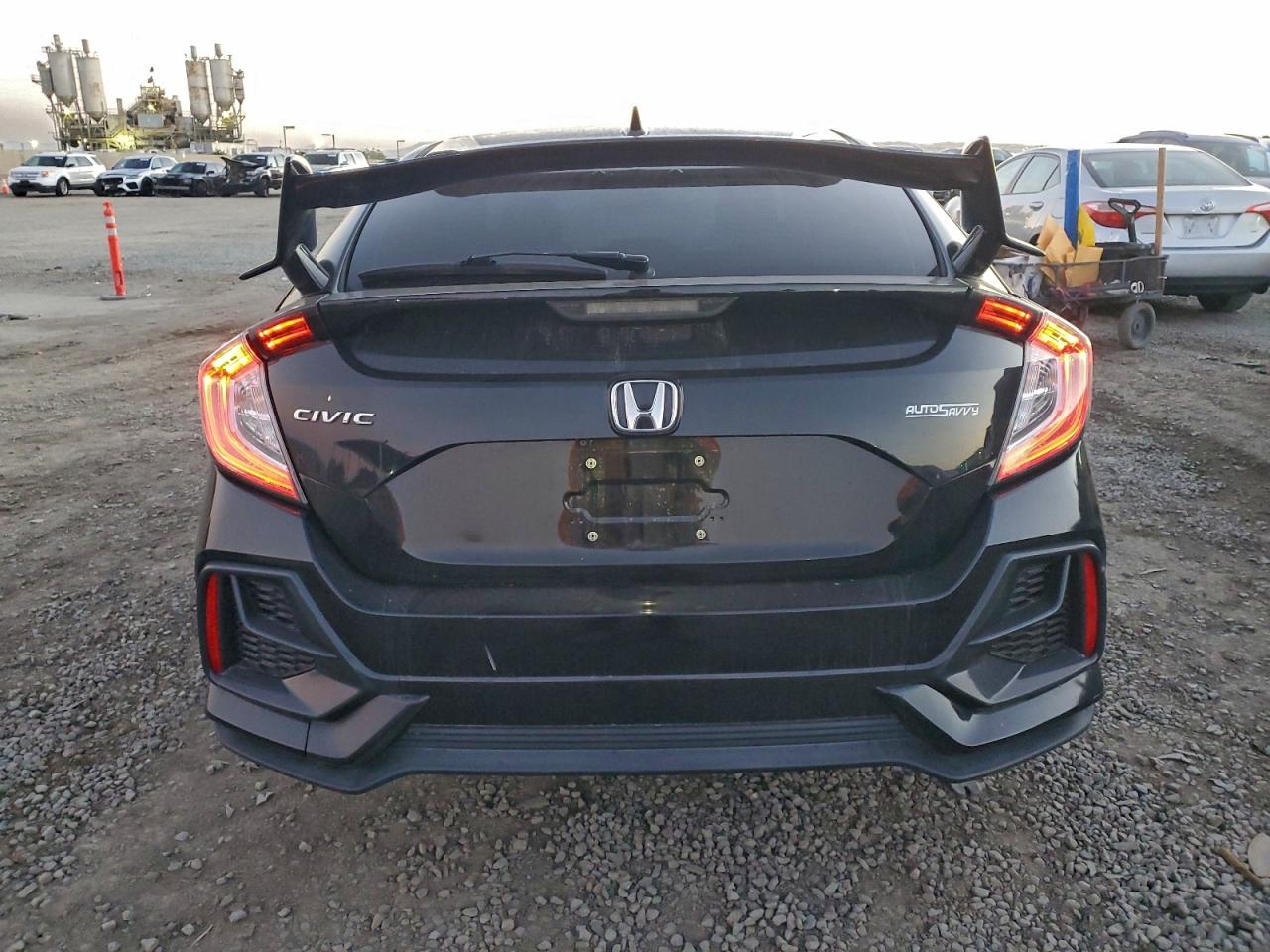 2020 HONDA CIVIC LX photo 11