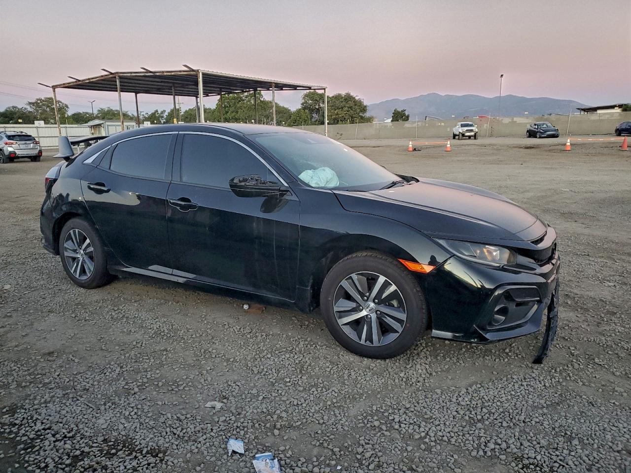 2020 HONDA CIVIC LX photo 7
