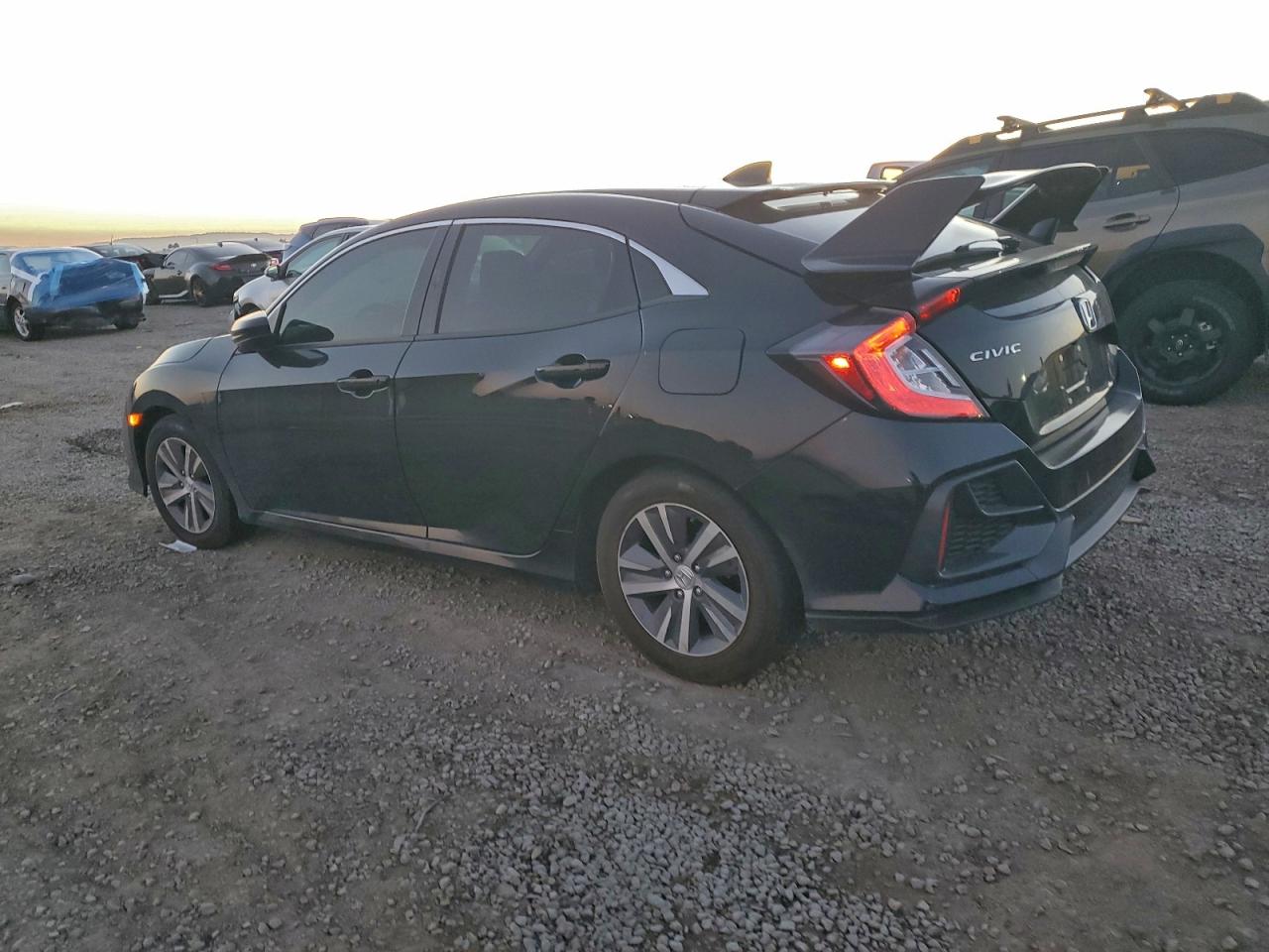 2020 HONDA CIVIC LX photo 3
