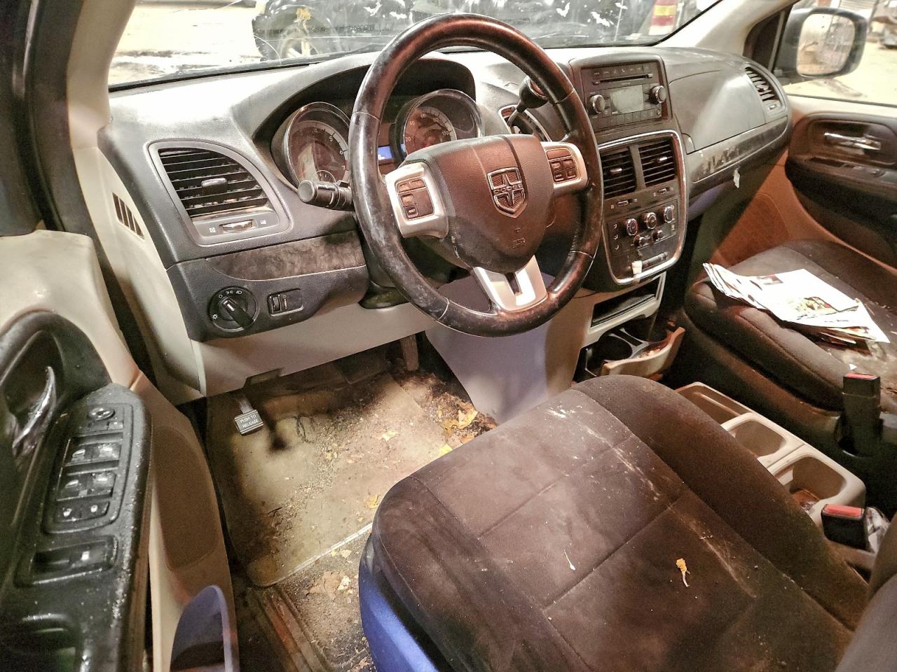 2011 DODGE GRAND CARAVAN MAINSTREET photo 15