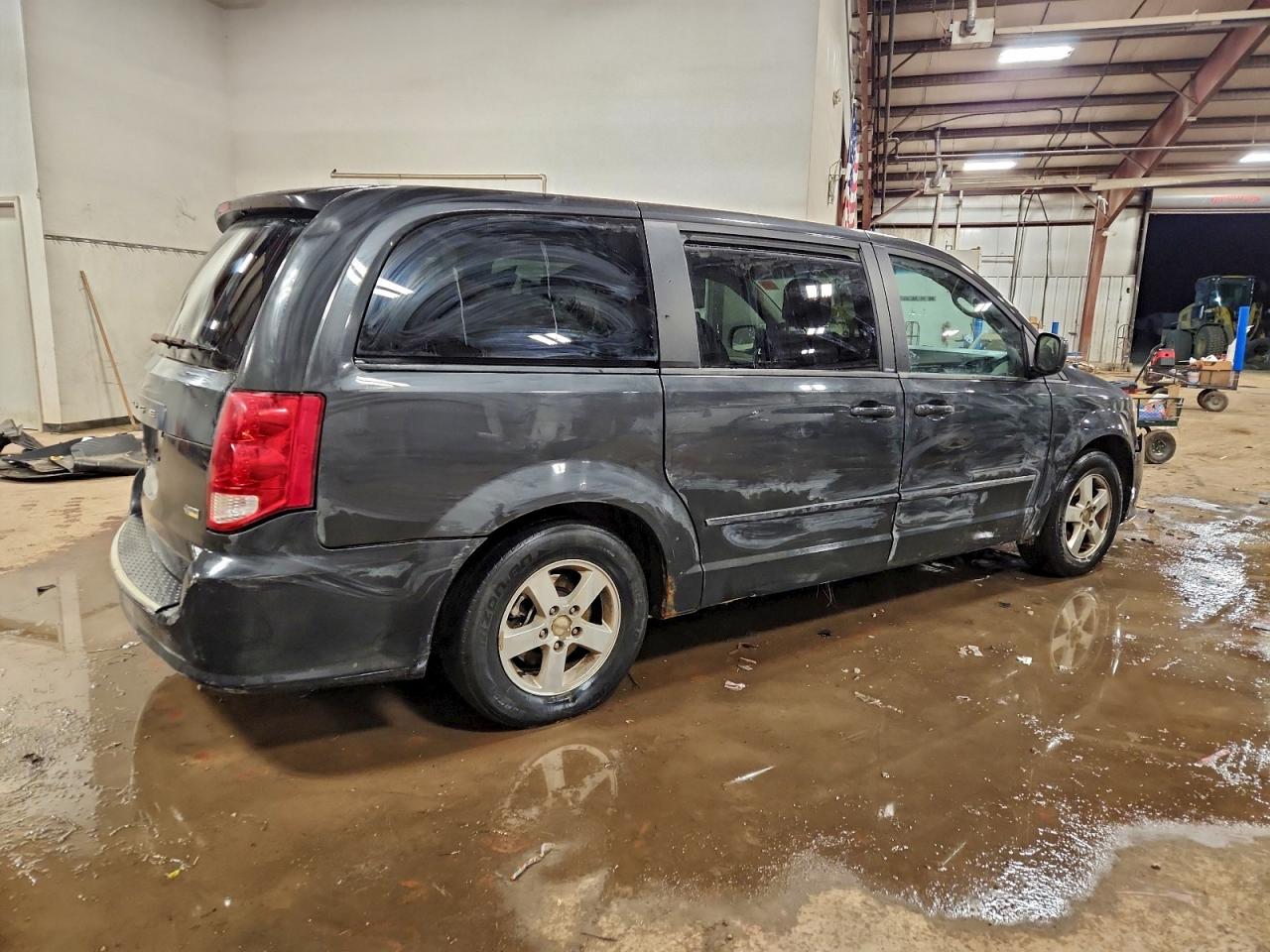 2011 DODGE GRAND CARAVAN MAINSTREET photo 5
