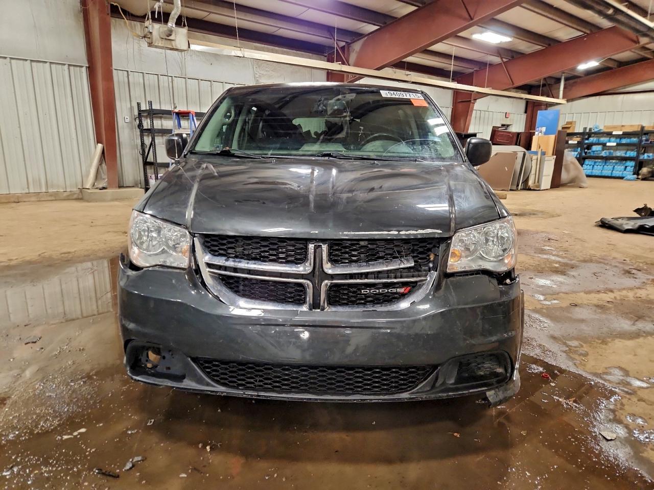 2011 DODGE GRAND CARAVAN MAINSTREET photo 9