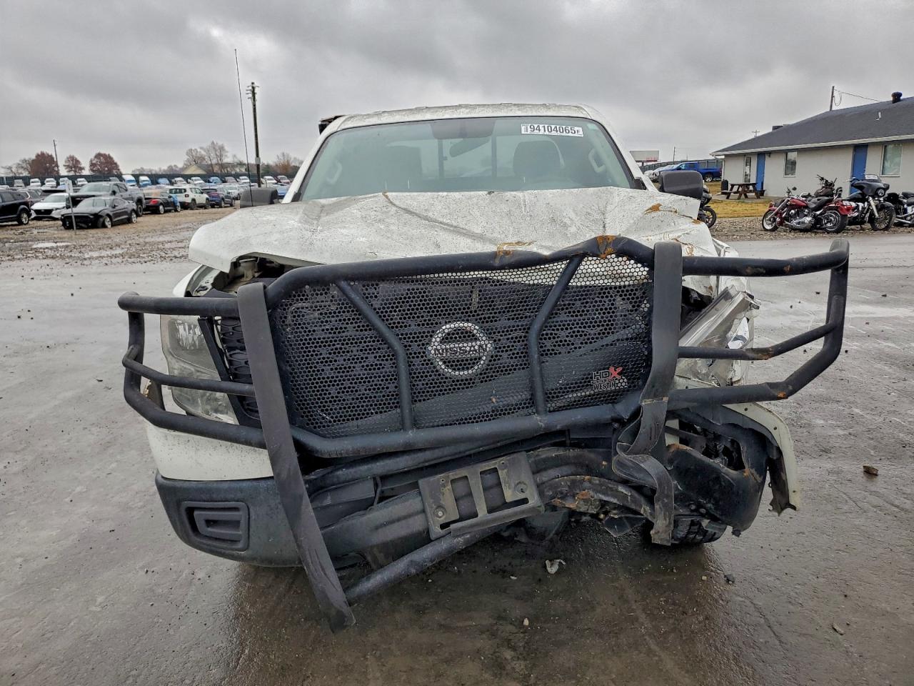2018 NISSAN TITAN XD S photo 5