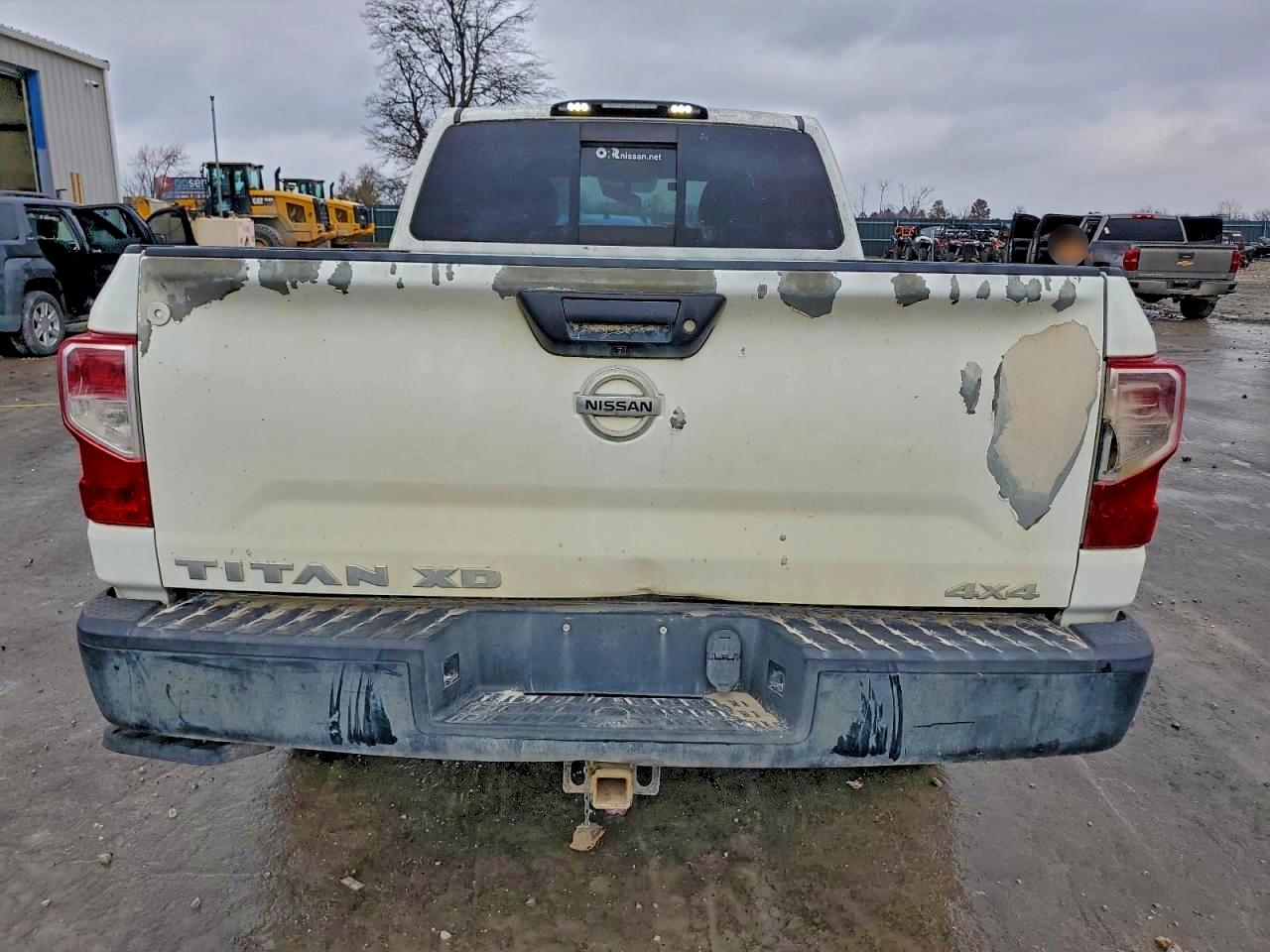 2018 NISSAN TITAN XD S photo 6