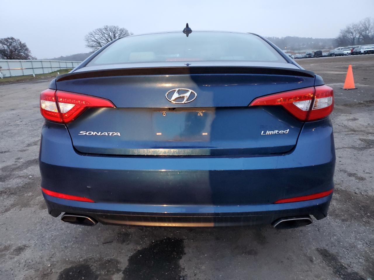 2017 HYUNDAI SONATA SPORT photo 11