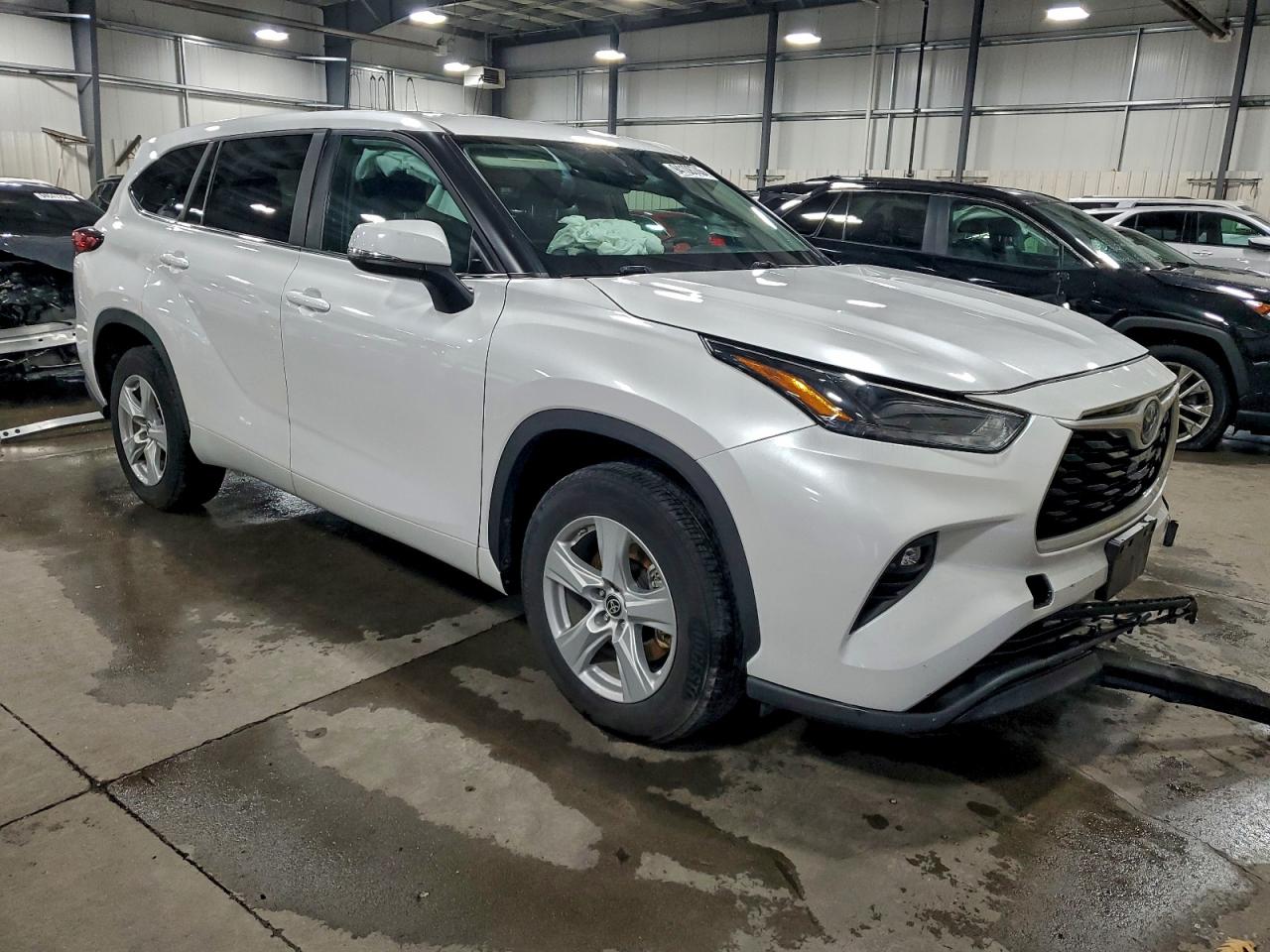 2023 TOYOTA HIGHLANDER HYBRID LE photo 7
