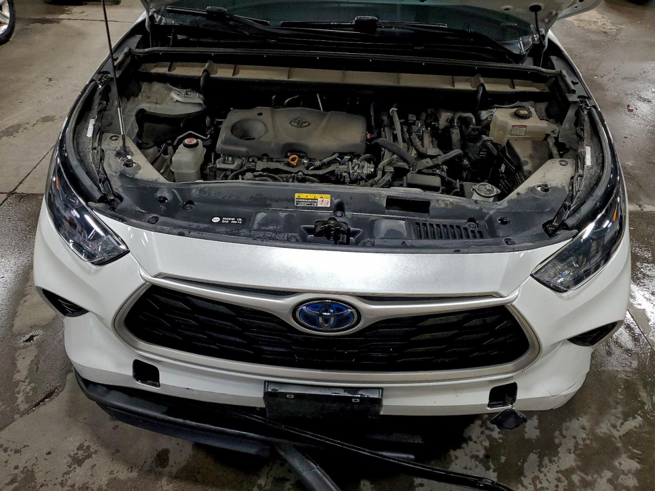 2023 TOYOTA HIGHLANDER HYBRID LE photo 23