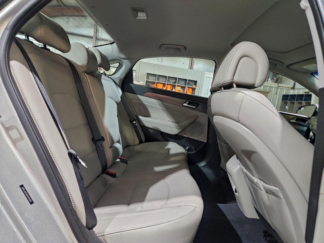 2016 HYUNDAI SONATA SPORT photo 19