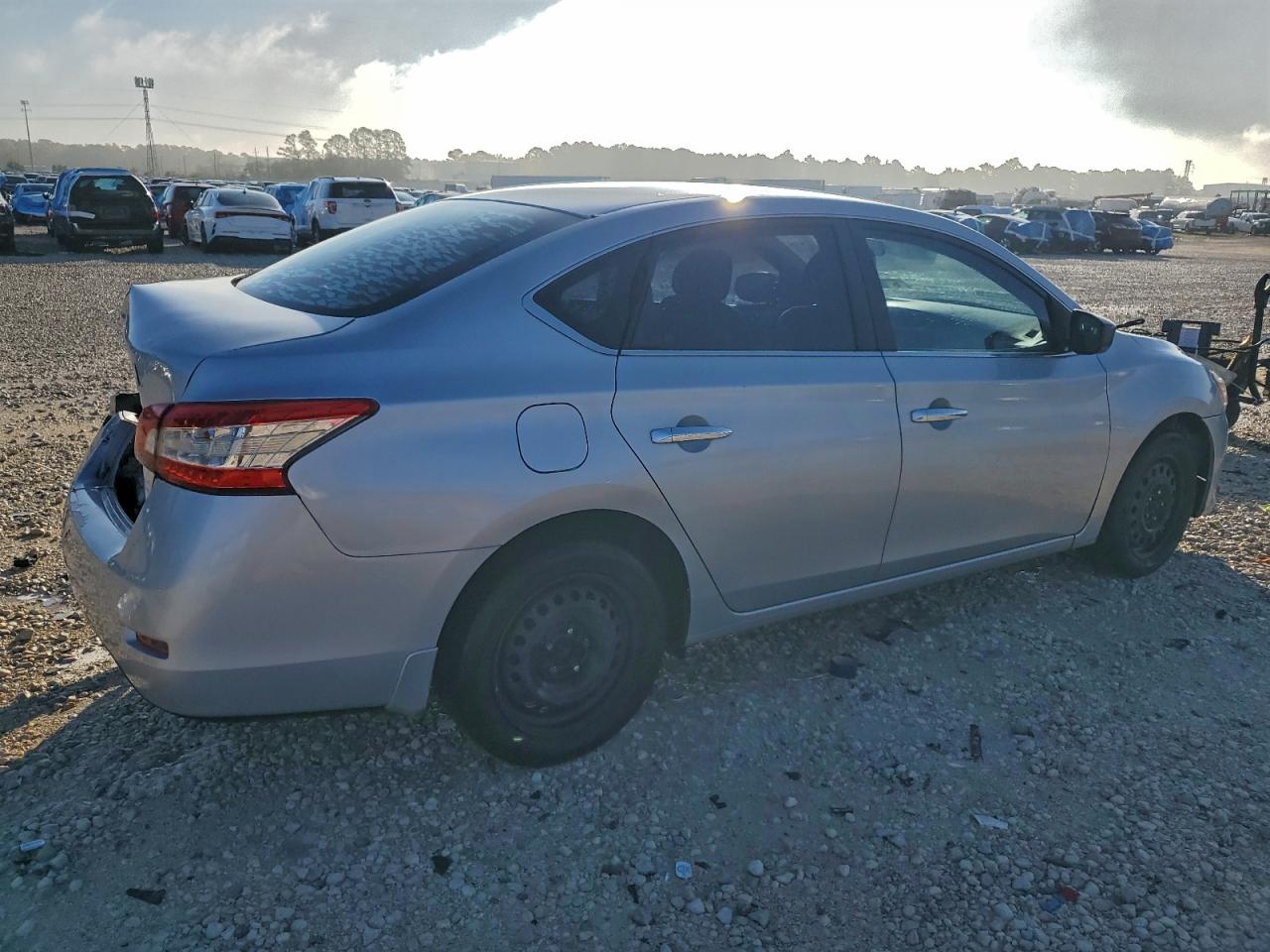 2015 NISSAN SENTRA S photo 3