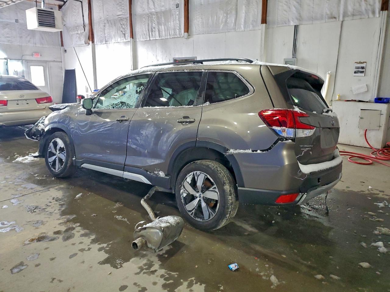 2020 SUBARU FORESTER TOURING photo 2