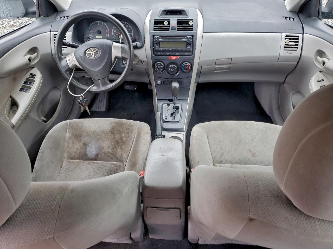 2013 TOYOTA COROLLA BASE photo 15