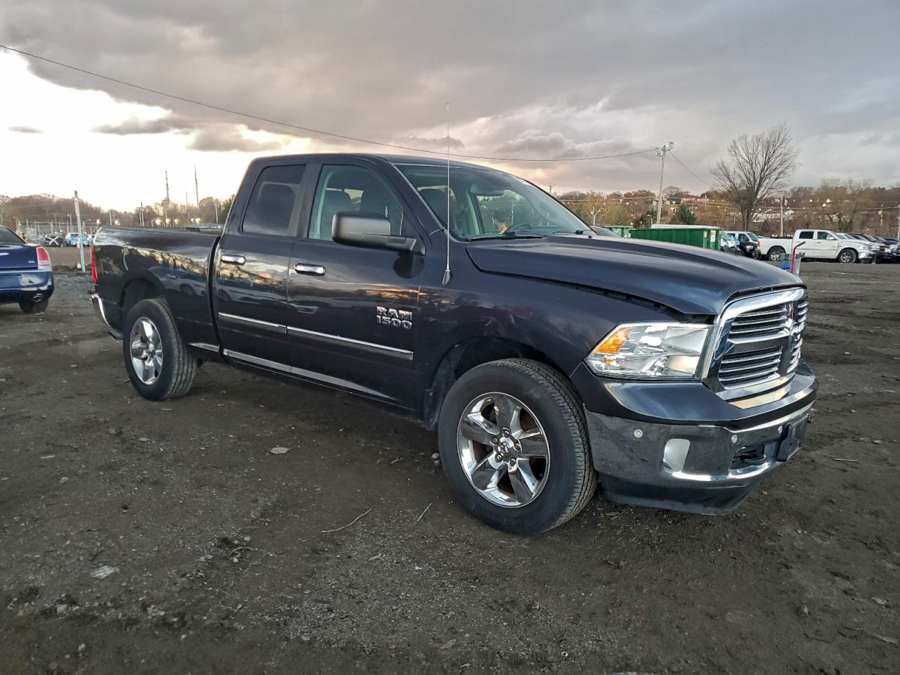 2015 RAM 1500 SLT photo 7