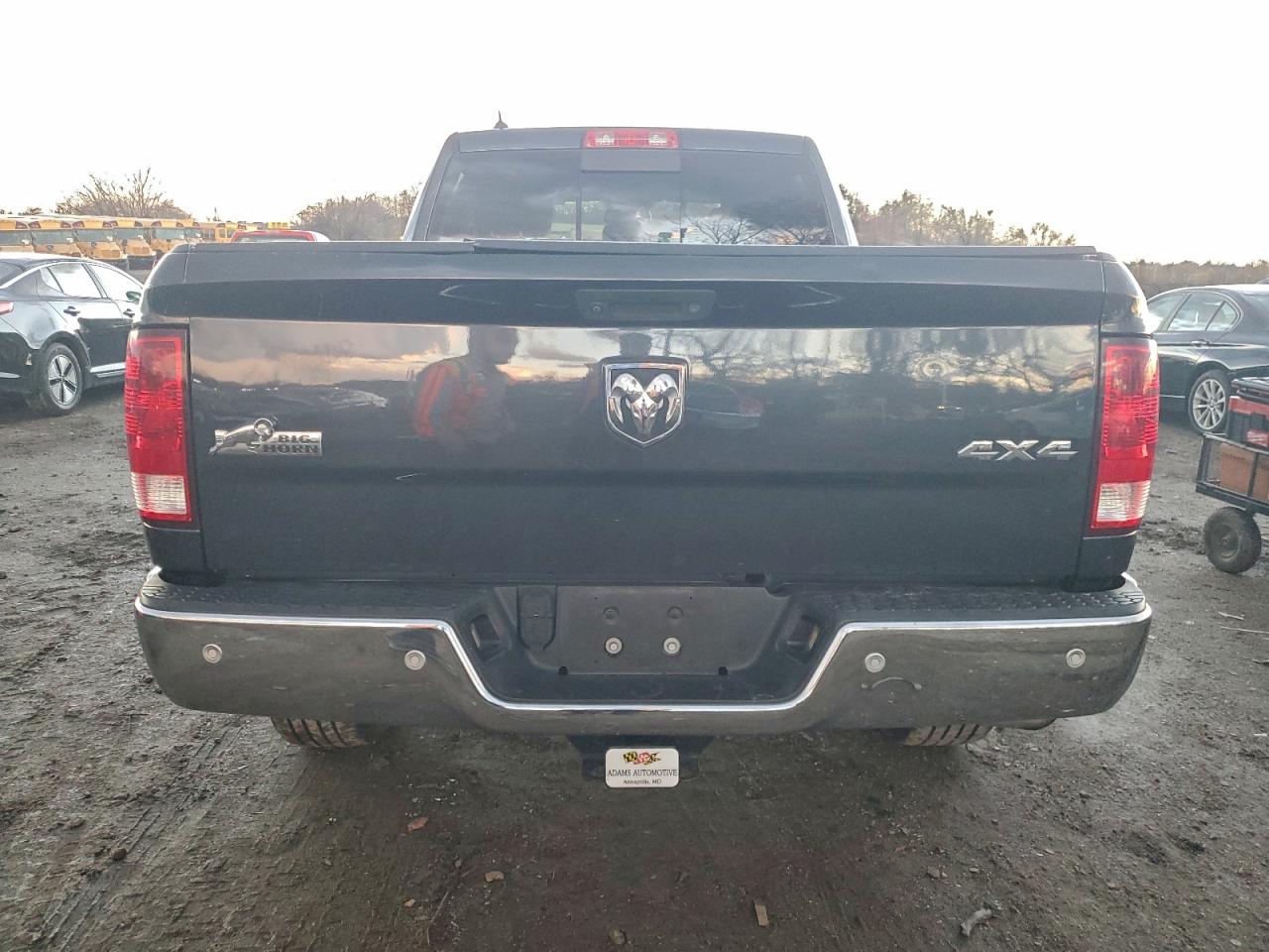2015 RAM 1500 SLT photo 11