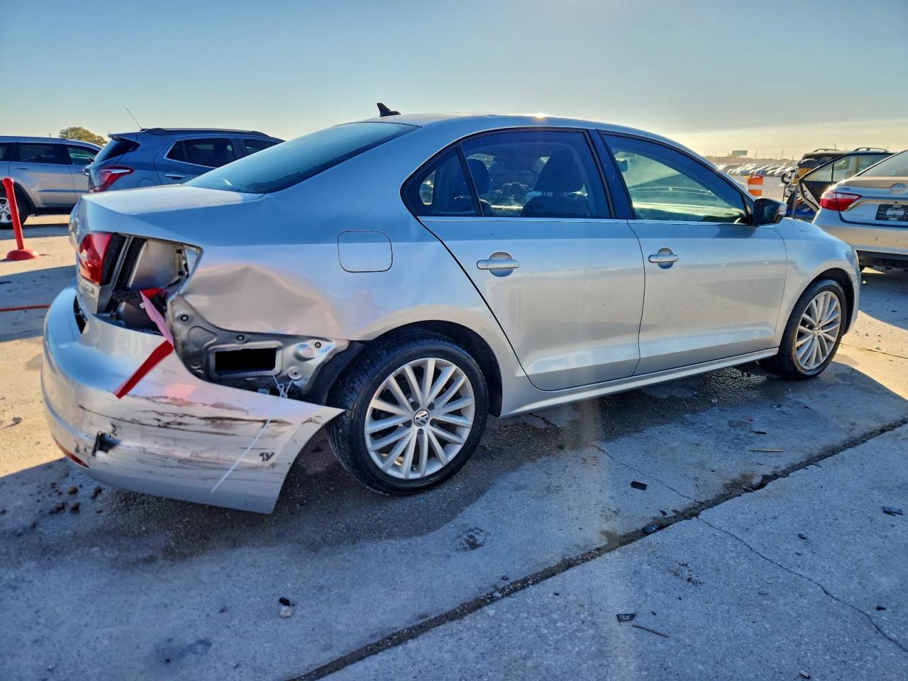 2011 VOLKSWAGEN JETTA SEL photo 5