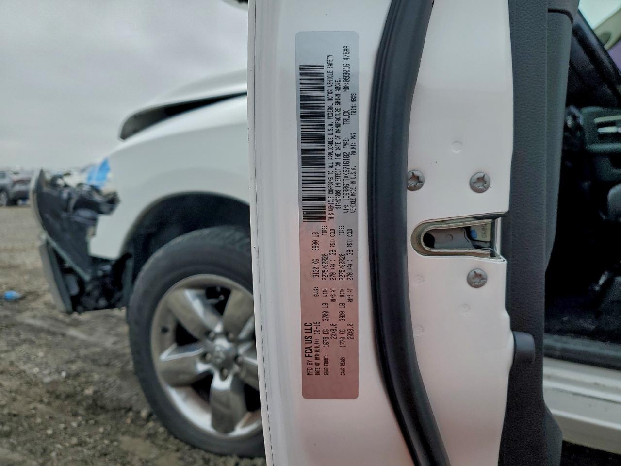 2019 RAM 1500 CLASSIC SLT photo 12