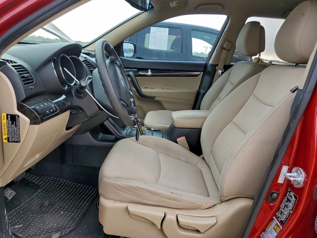2011 KIA SORENTO photo 13