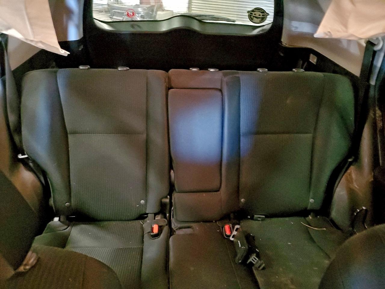2018 TOYOTA RAV4 LE photo 10