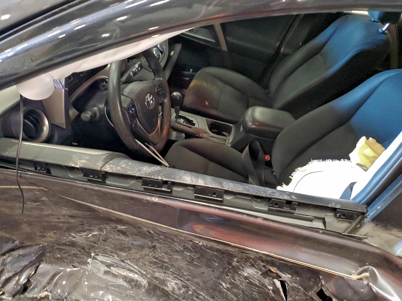 2018 TOYOTA RAV4 LE photo 7