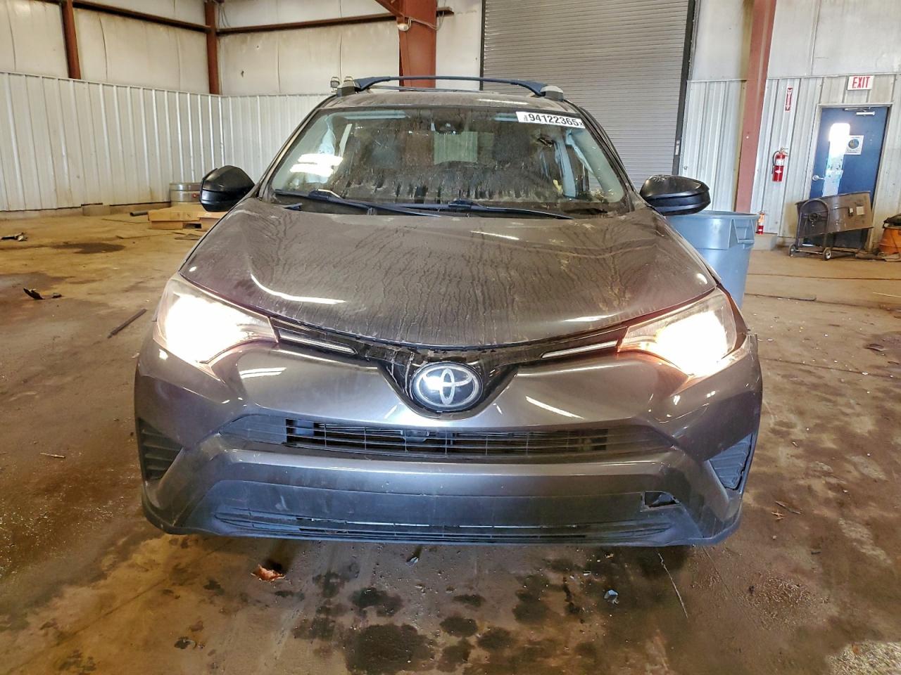 2018 TOYOTA RAV4 LE photo 5