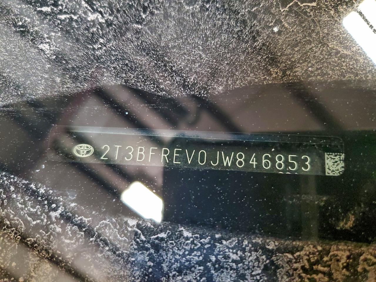 2018 TOYOTA RAV4 LE photo 13