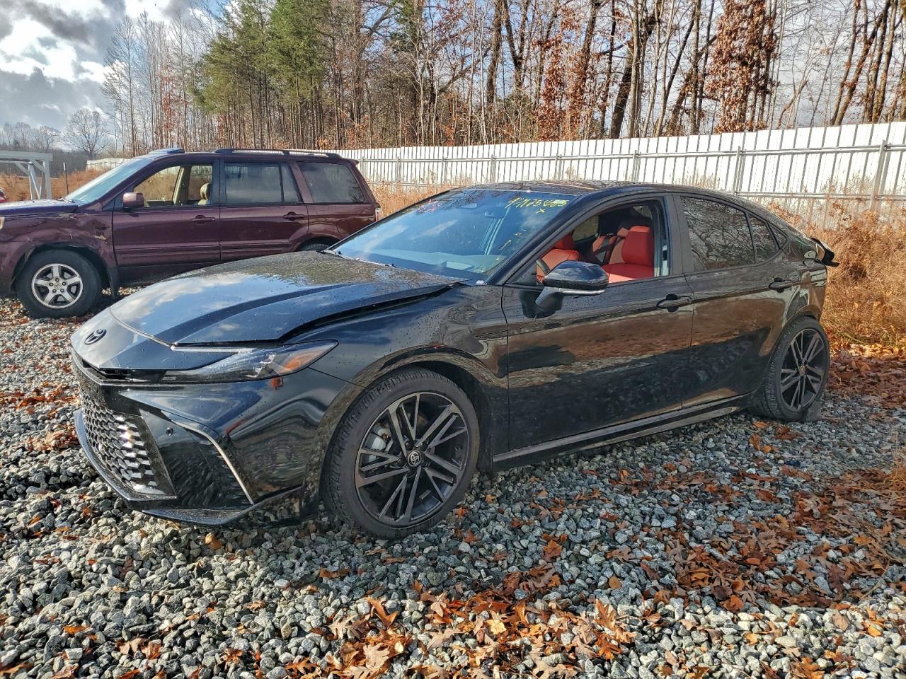 2025 TOYOTA CAMRY