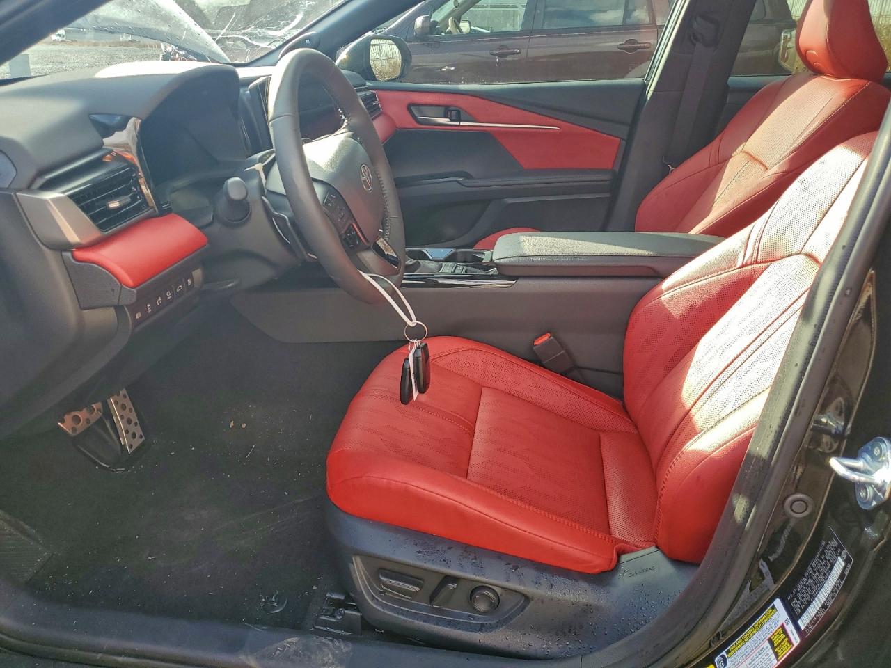 2025 TOYOTA CAMRY XSE photo 13