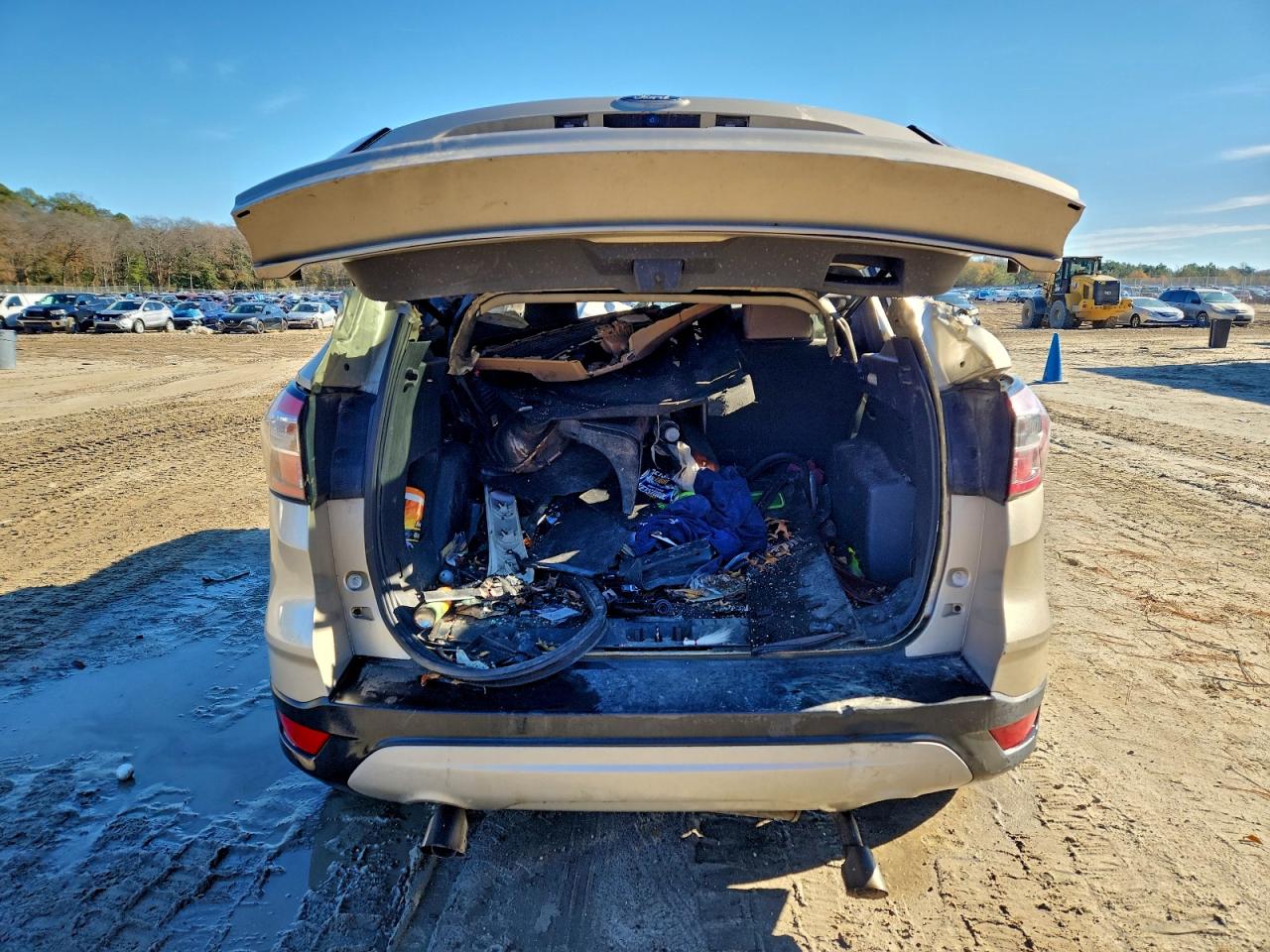 2018 FORD ESCAPE SE photo 16