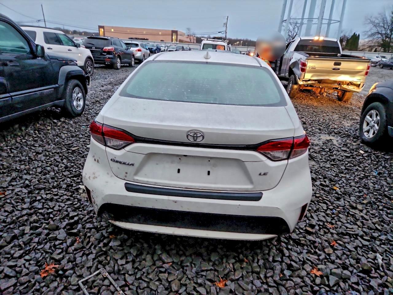 2022 TOYOTA COROLLA LE photo 11