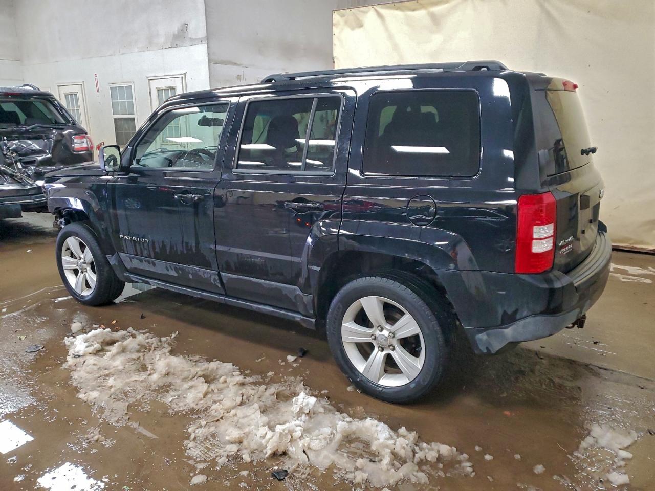 2015 JEEP PATRIOT LATITUDE photo 2