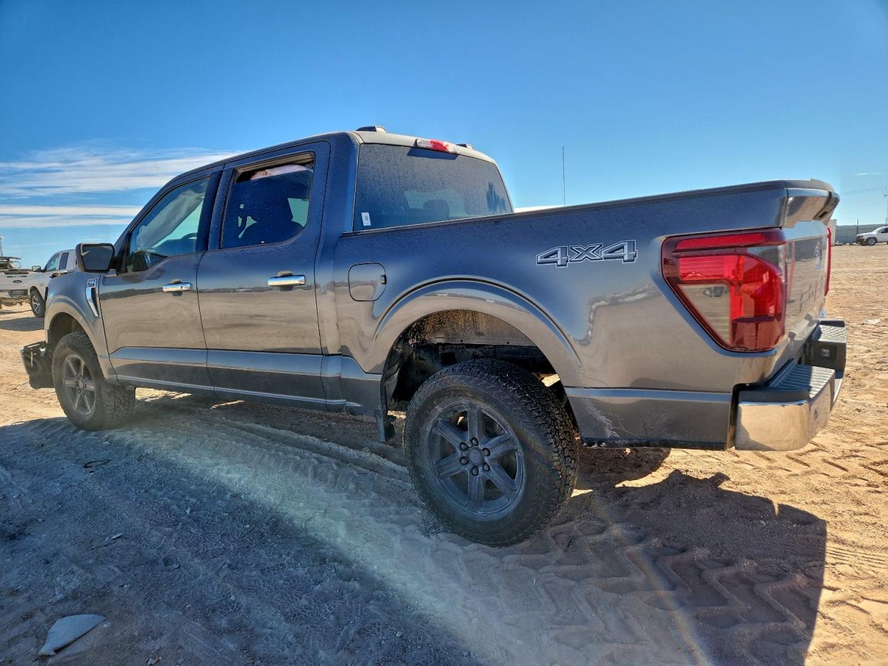 2025 FORD F150 XLT photo 4