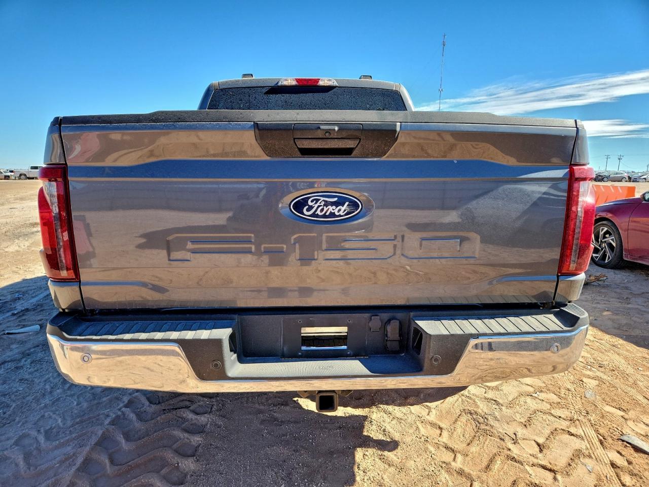 2025 FORD F150 XLT photo 16