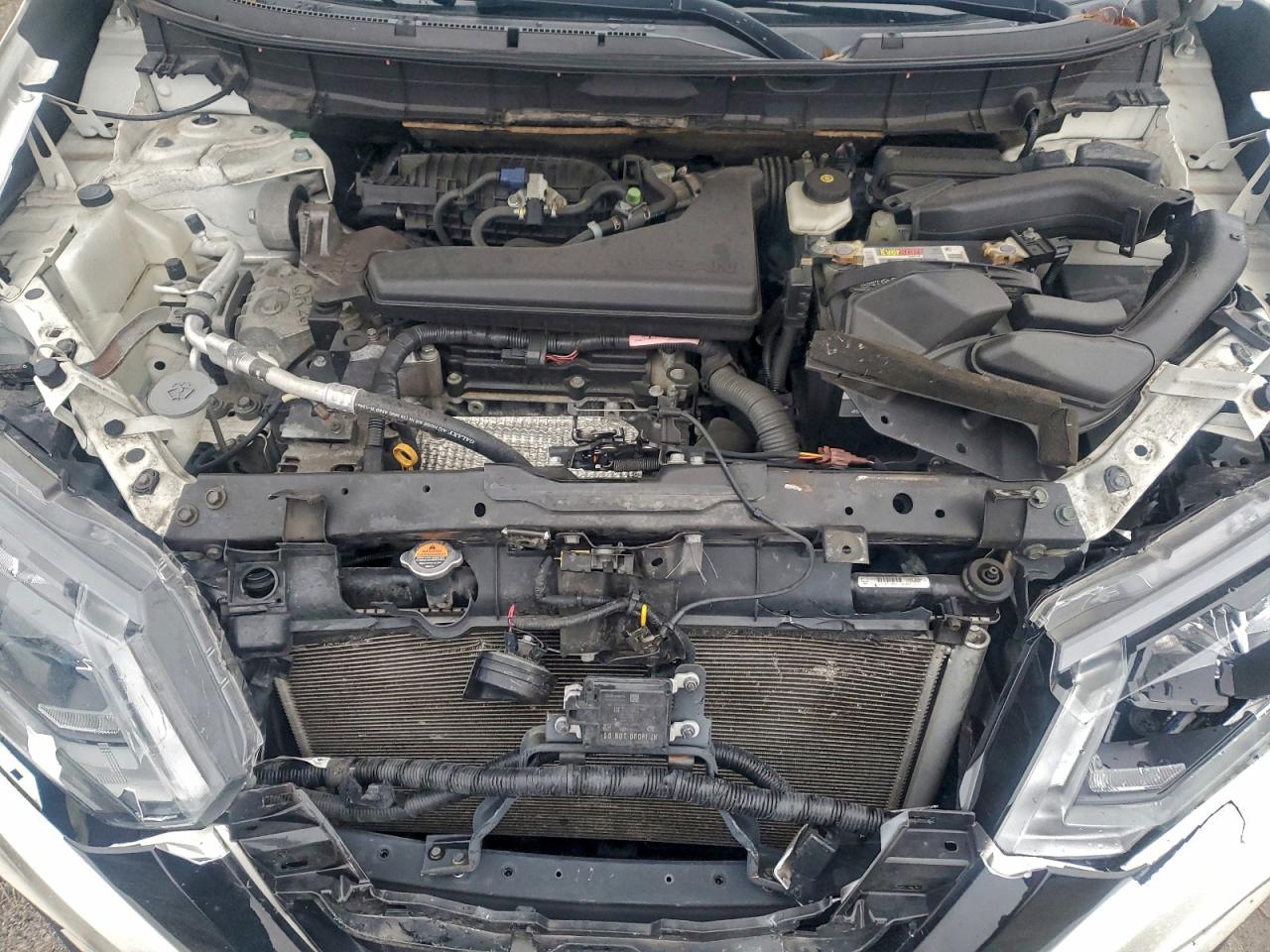 2017 NISSAN ROGUE SV photo 12