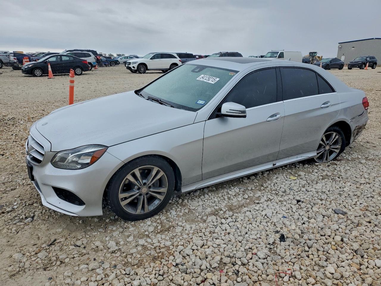 2016 MERCEDES-BENZ E