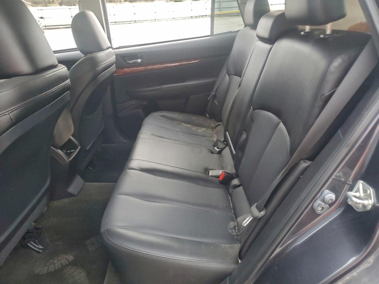 2012 SUBARU OUTBACK 3.6R LIMITED photo 10