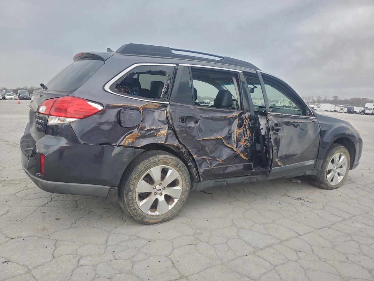 2012 SUBARU OUTBACK 3.6R LIMITED photo 3