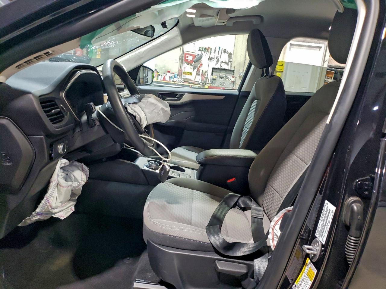 2022 FORD ESCAPE SE photo 7