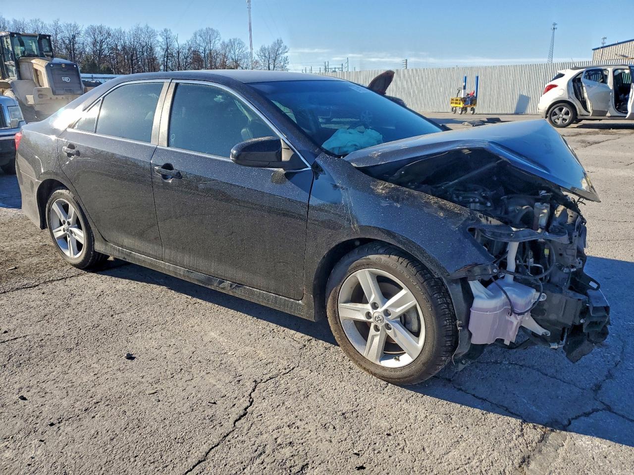 2012 TOYOTA CAMRY BASE photo 4