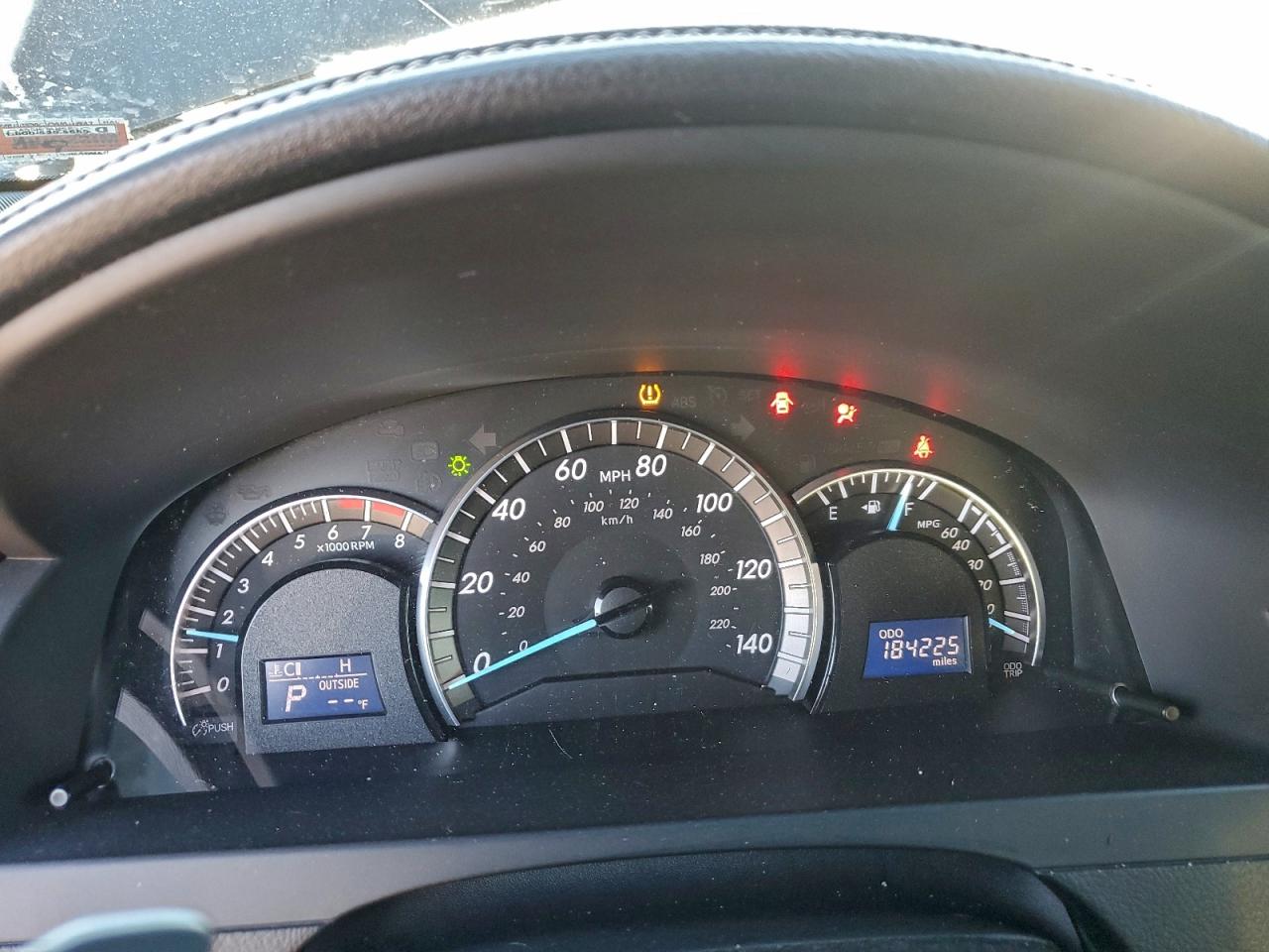 2012 TOYOTA CAMRY BASE photo 9