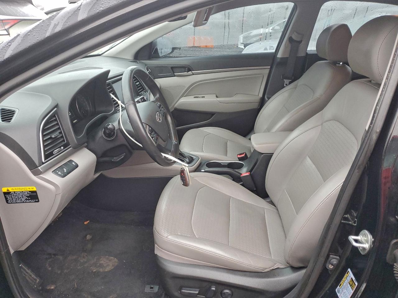 2017 HYUNDAI ELANTRA SE photo 19