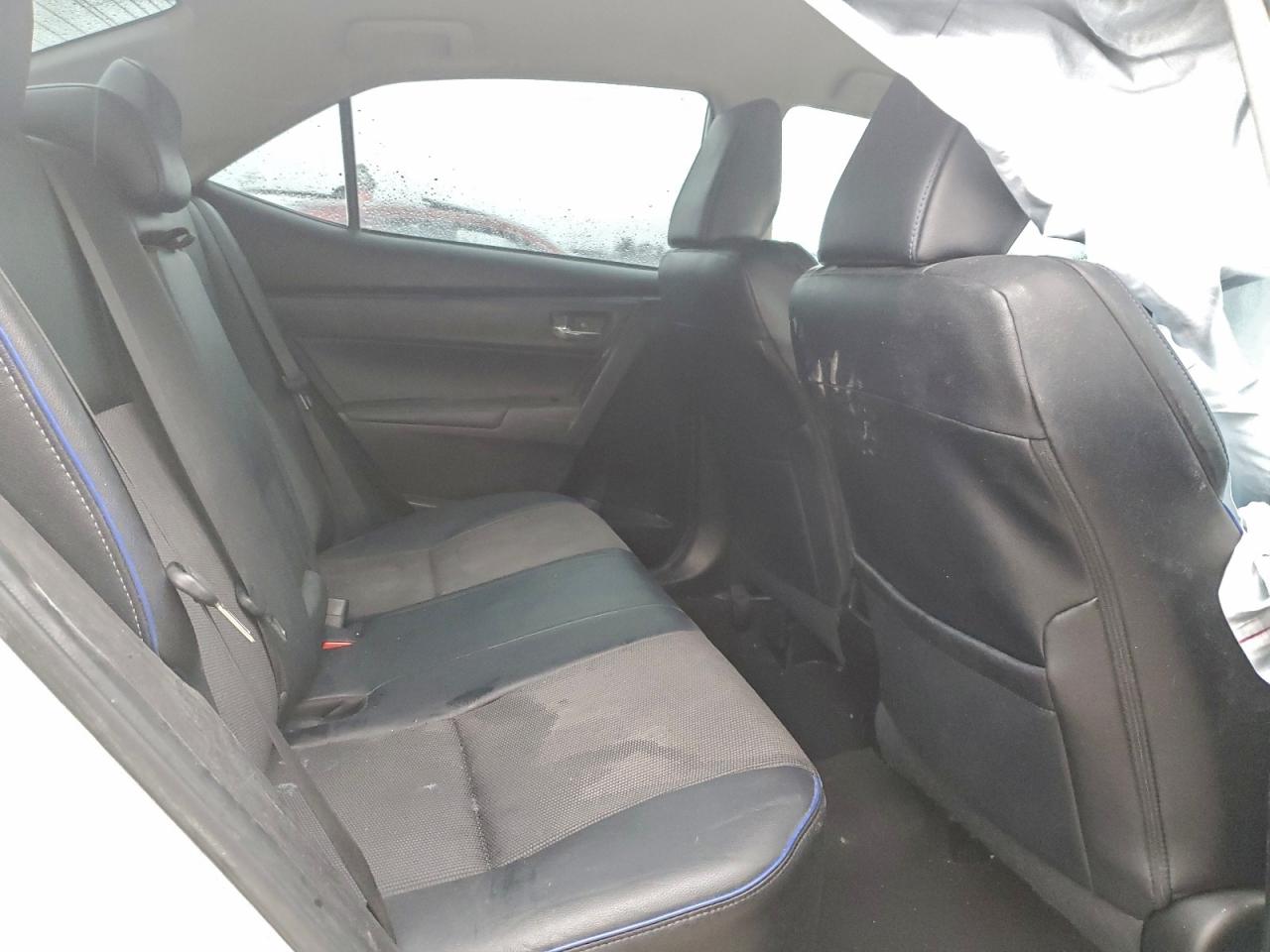 2019 TOYOTA COROLLA L photo 28
