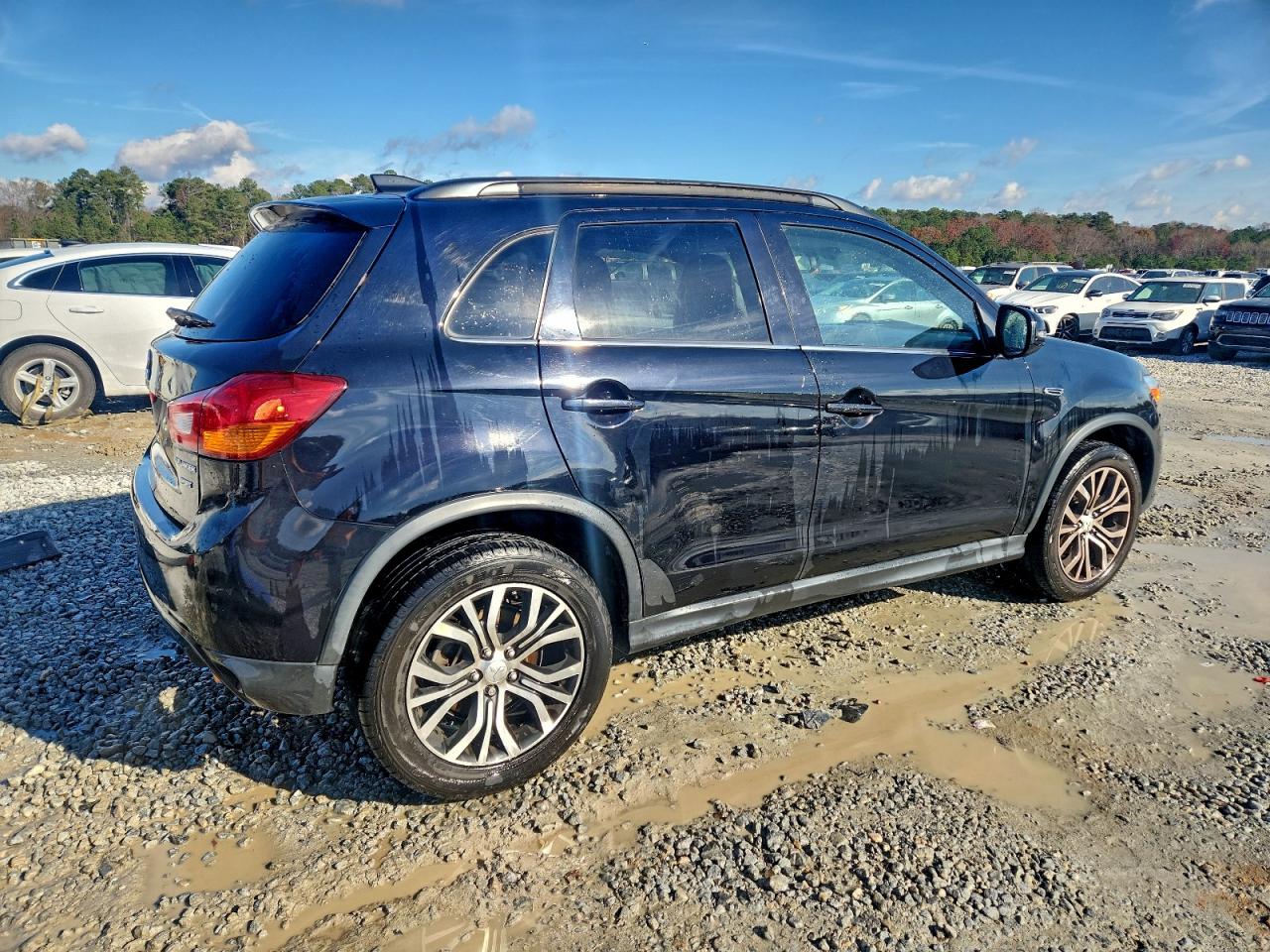 2017 MITSUBISHI OUTLANDER SPORT SEL photo 7